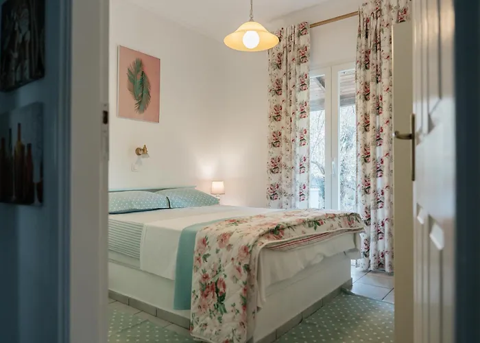 Artemis 3* Kamari (Corinthia)